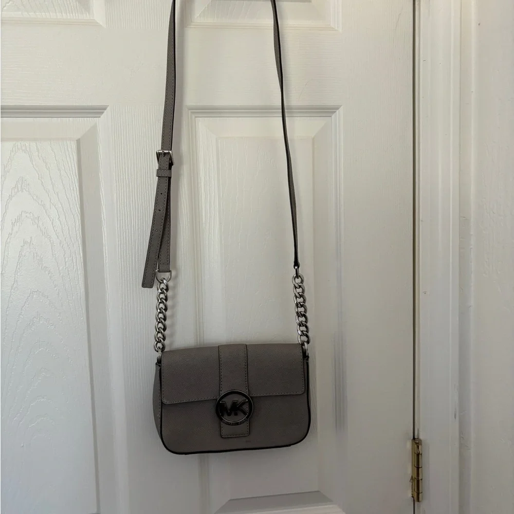 Michael Kors mini gray Crossbody bag‎